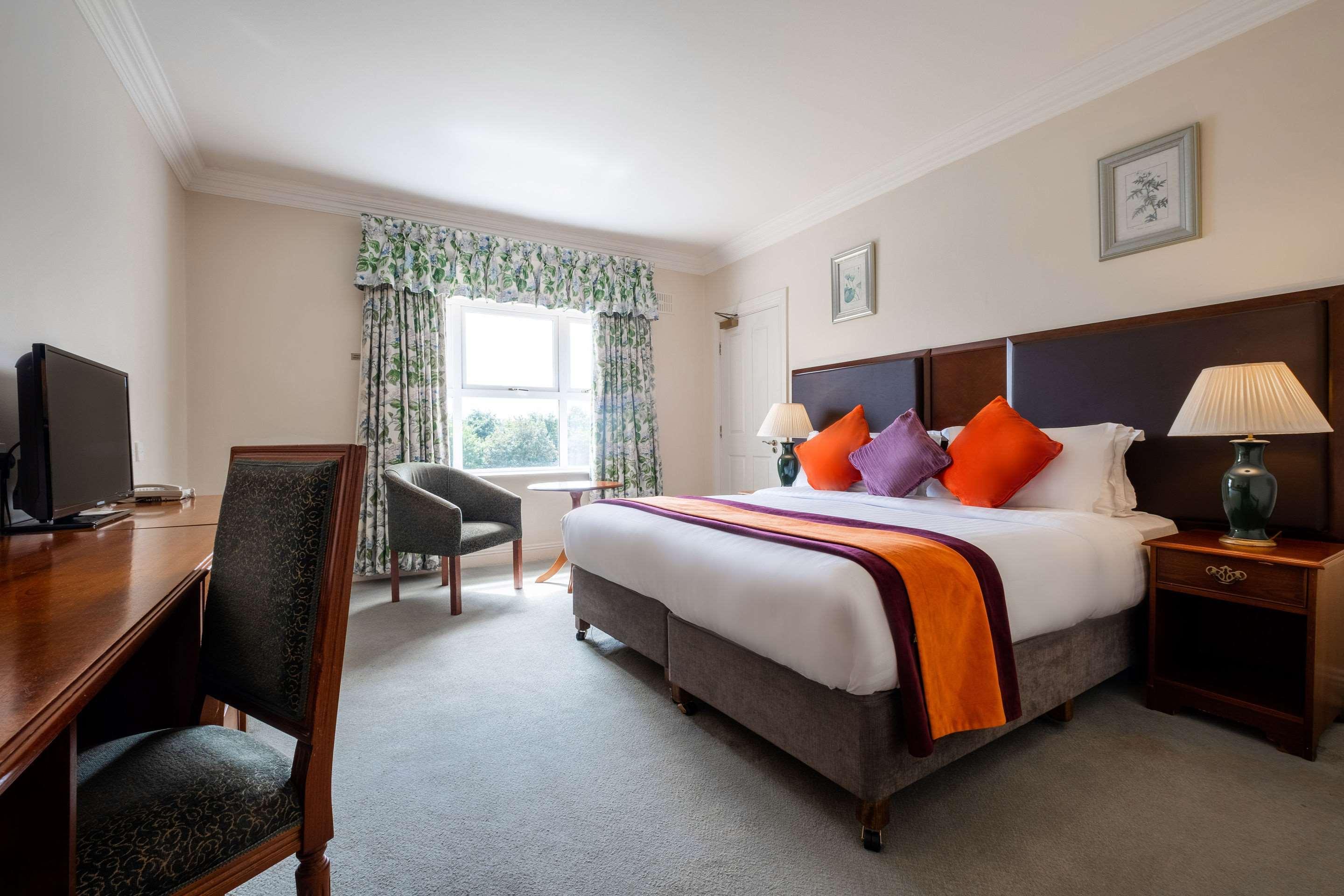 Hotel Woodstock Эннис Экстерьер фото
