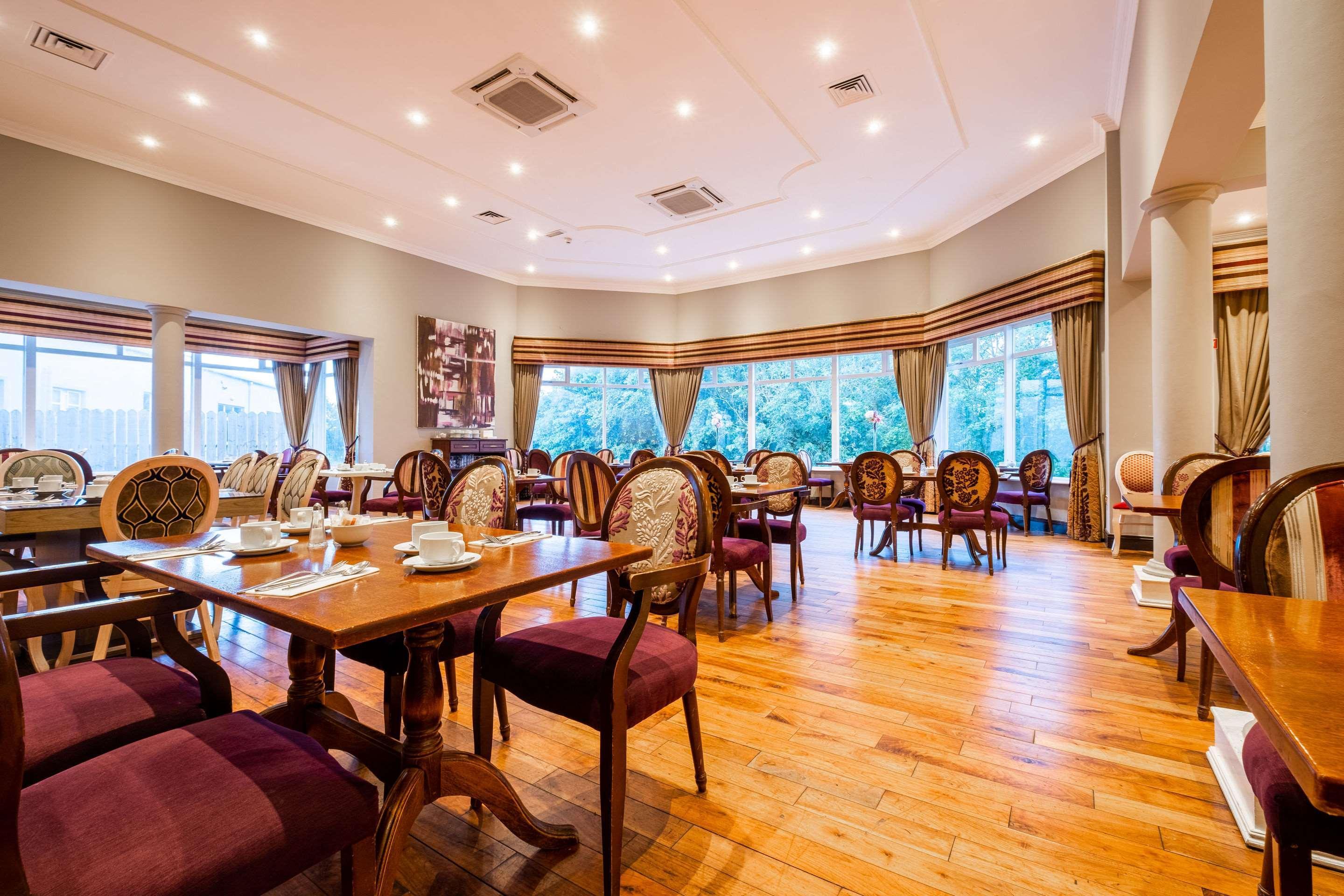 Hotel Woodstock Эннис Экстерьер фото