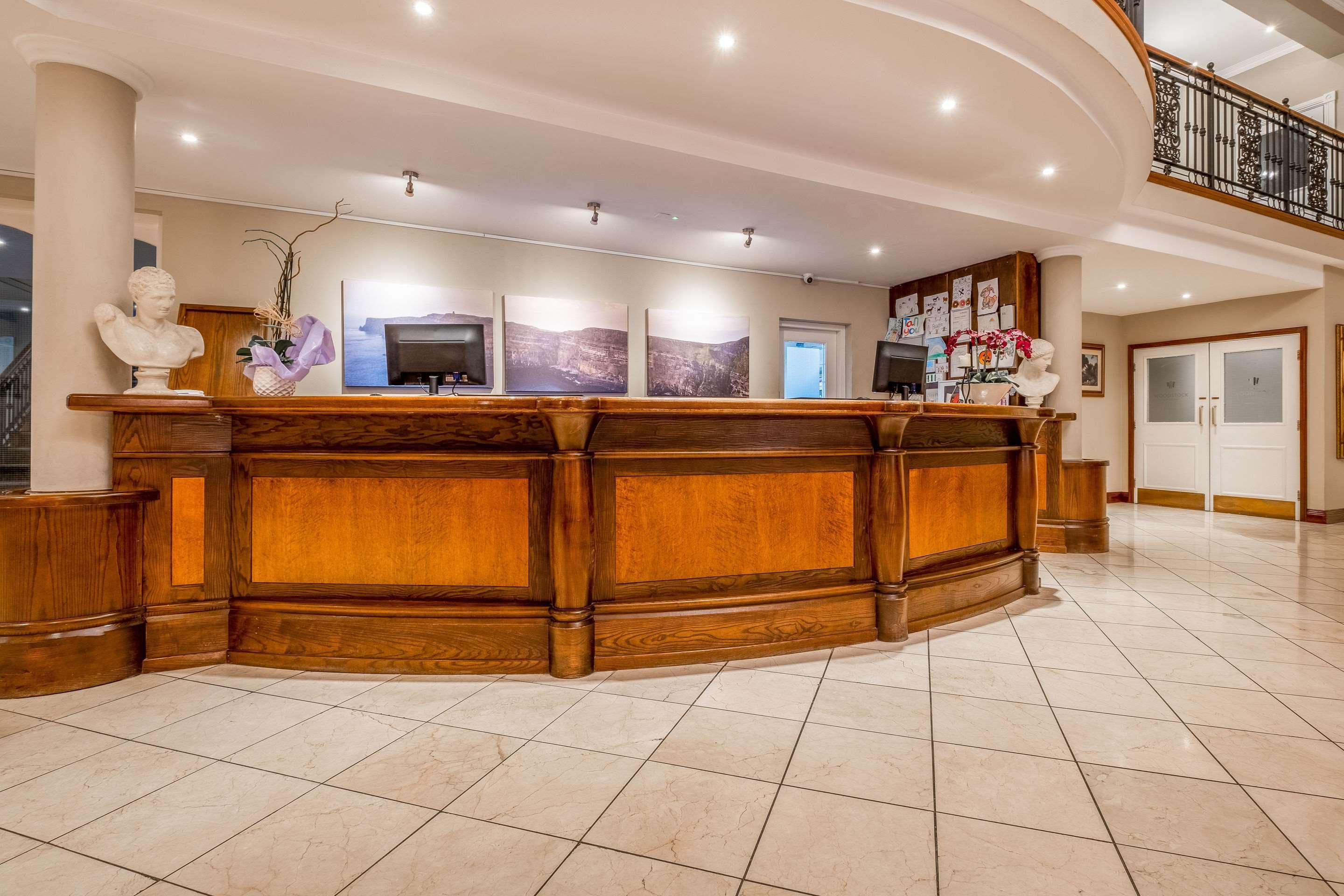 Hotel Woodstock Эннис Экстерьер фото