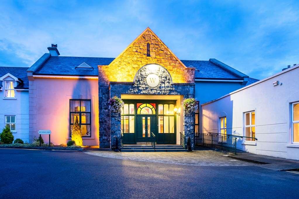 Hotel Woodstock Эннис Экстерьер фото